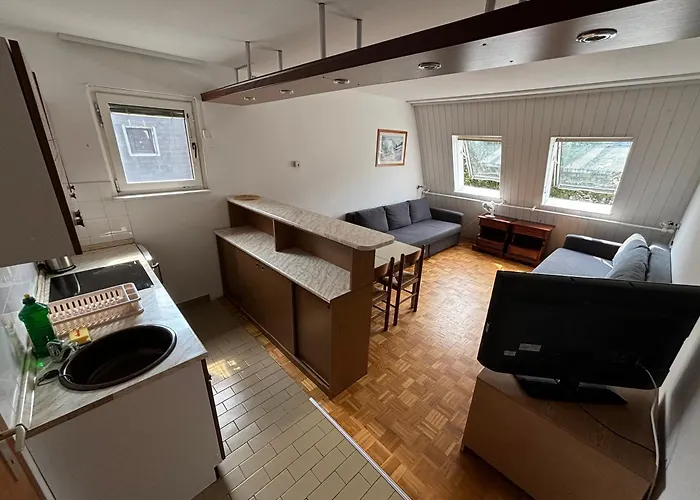 Apartma Tine Διαμέρισμα *